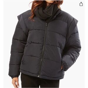 WeWoreWhat Snap Off Sleeve Puffer Jacket in Black Size Large NWT